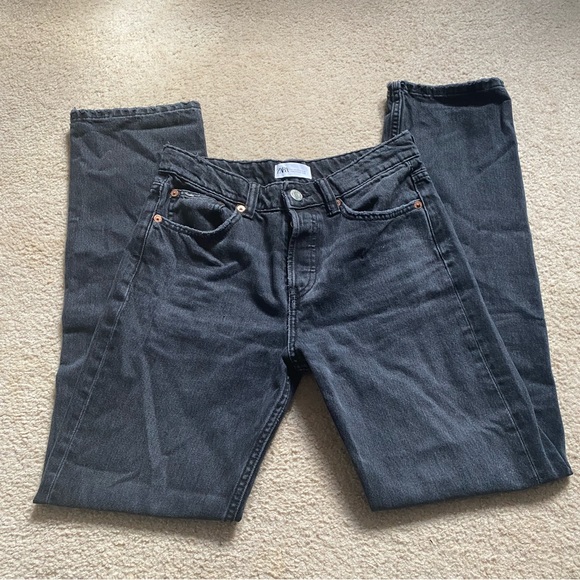 ZARA Straight Leg Jeans - Picture 1 of 2